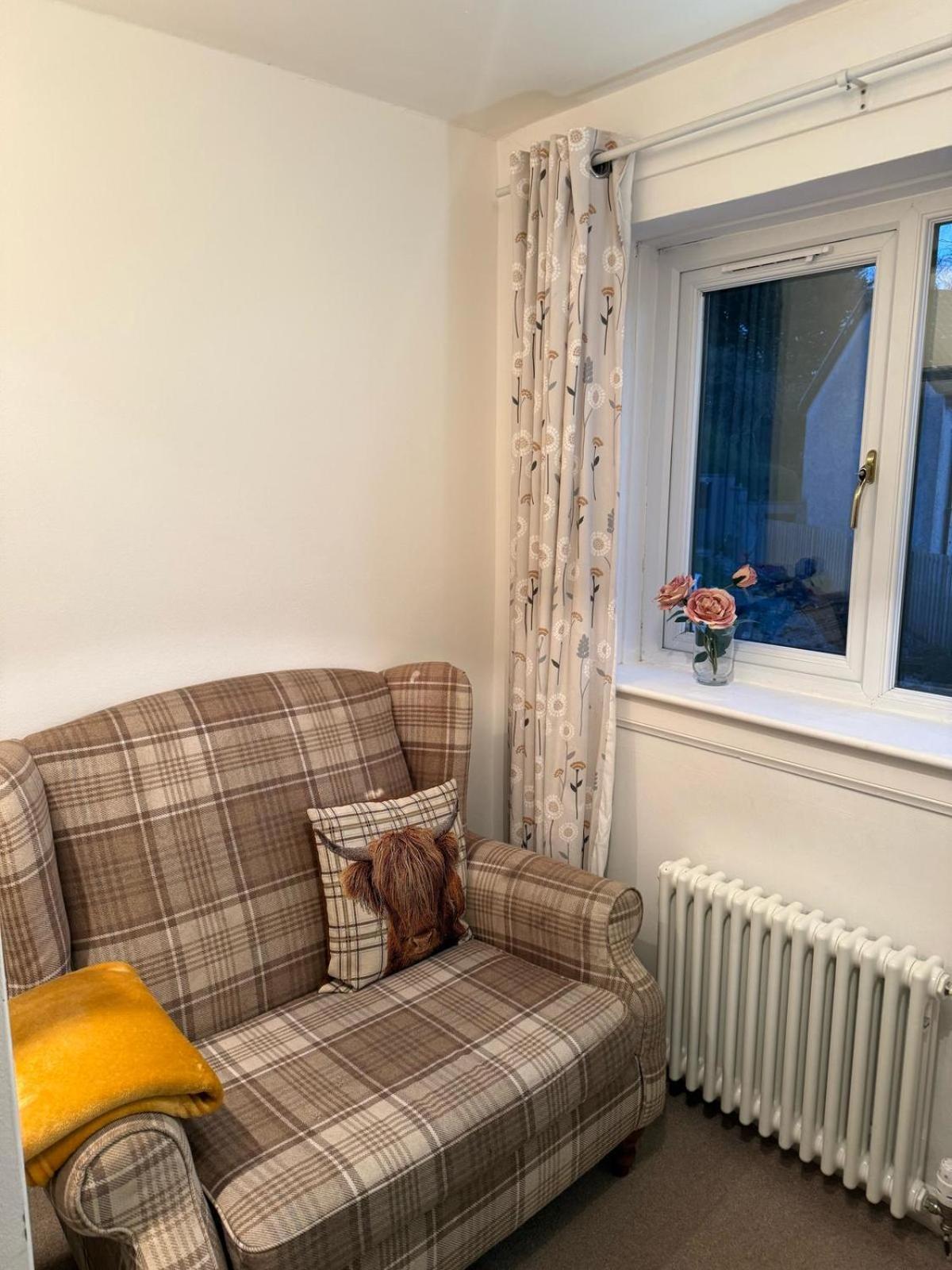 Single Room With Beautiful Garden EDI Exteriér fotografie