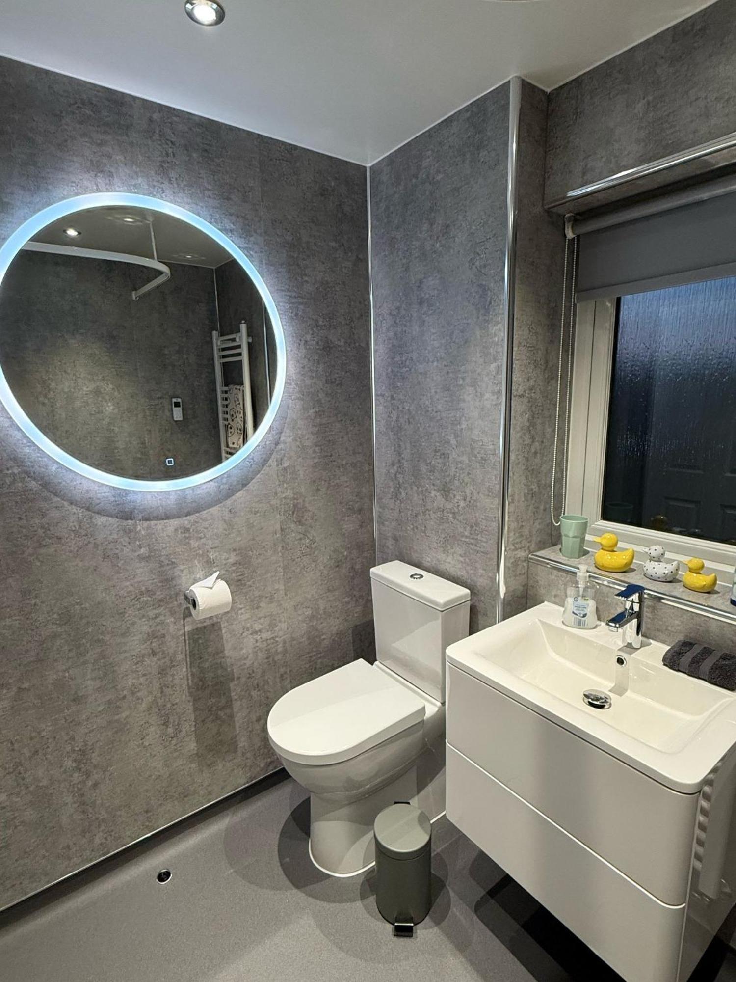 Single Room With Beautiful Garden EDI Exteriér fotografie